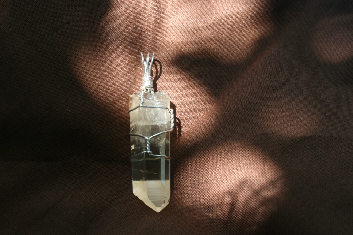 Kundalini Quartz Pendant opens up the chakras 5002